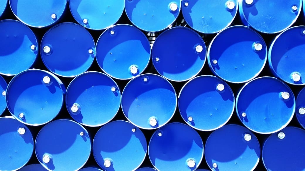 Oil Falls to One-Week Low as Markets Judge Latest Iran Sanctions Unlikely to Disrupt Supply