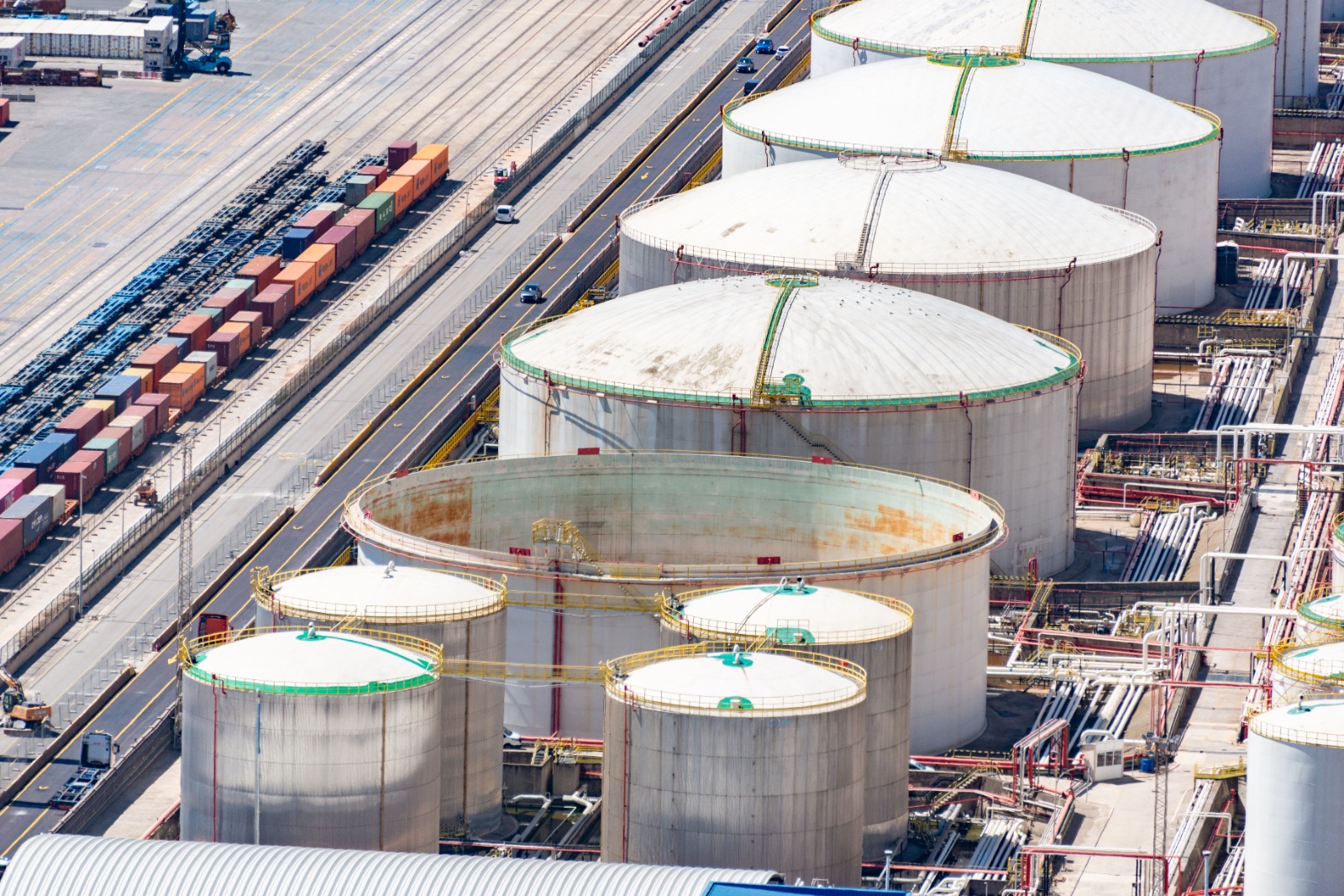 Global Investors Enter September With Higher Oil, Rising Yields and a Narrower Margin for Policy Error