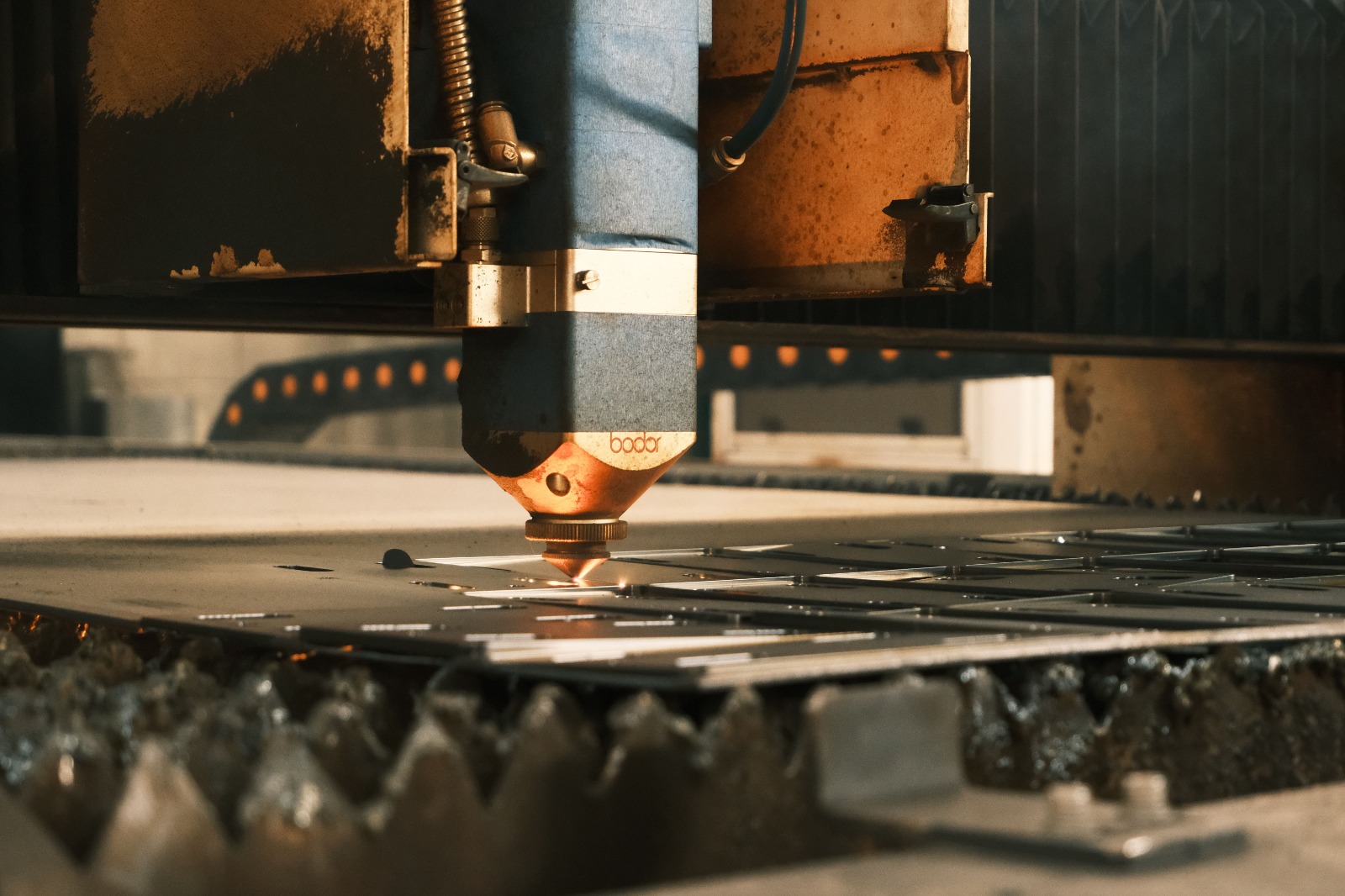 Germany's Industrial Recovery Loses Momentum as Factory Output Falls Unexpectedly