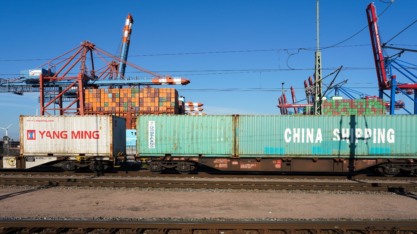 China’s Export Machine Gains Momentum as Weak Domestic Demand Exposes a Growing Economic Imbalance