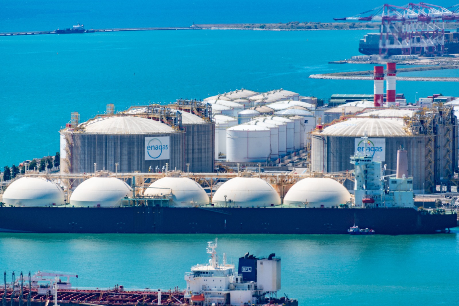 LNG Buyers Restructure Global Supply Chains as Middle East Disruptions Accelerate Energy Diversification