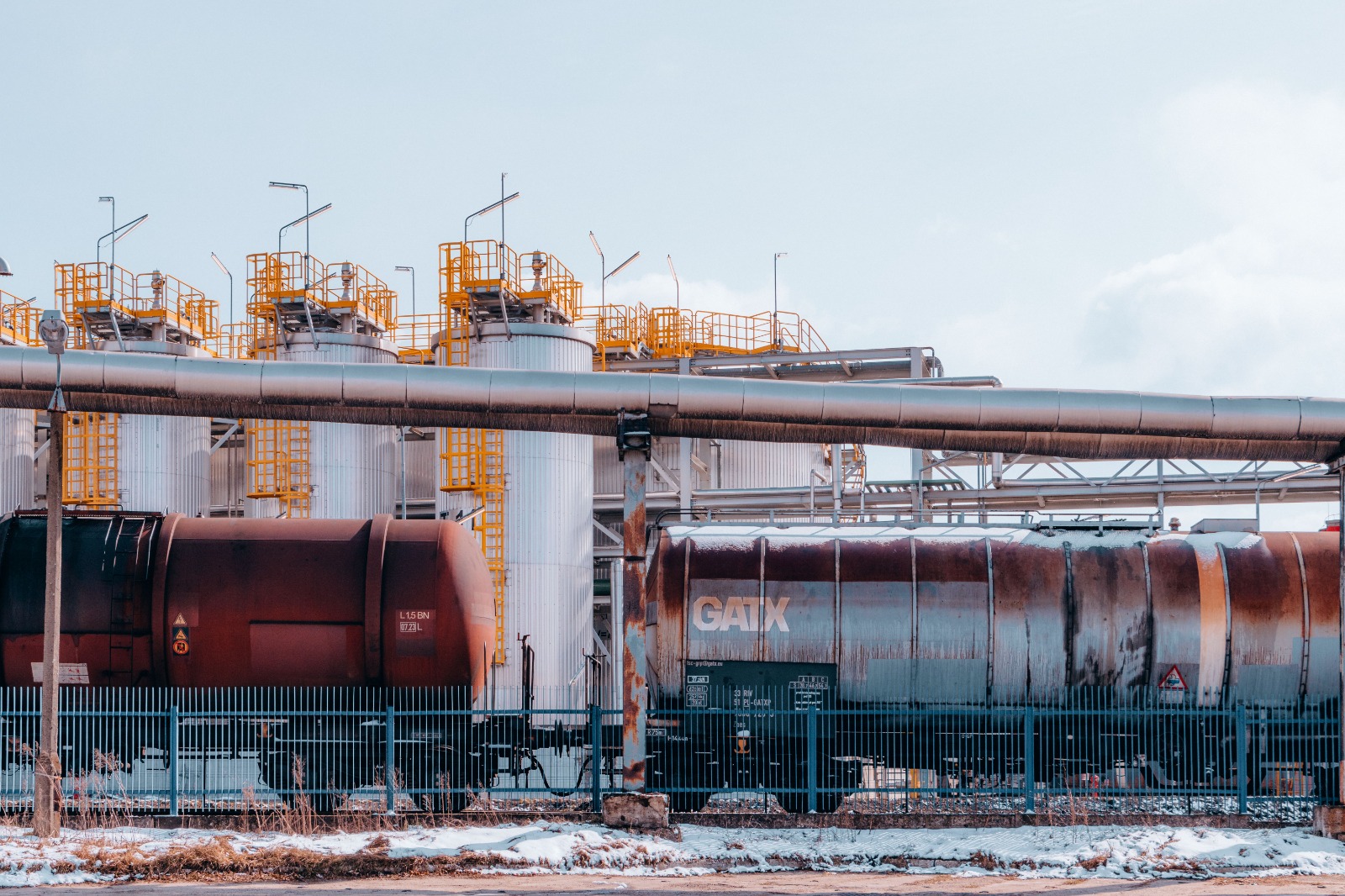 Fuel Supply Risks Ease as Europe Weighs Strategic Diesel and Crude Stock Releases