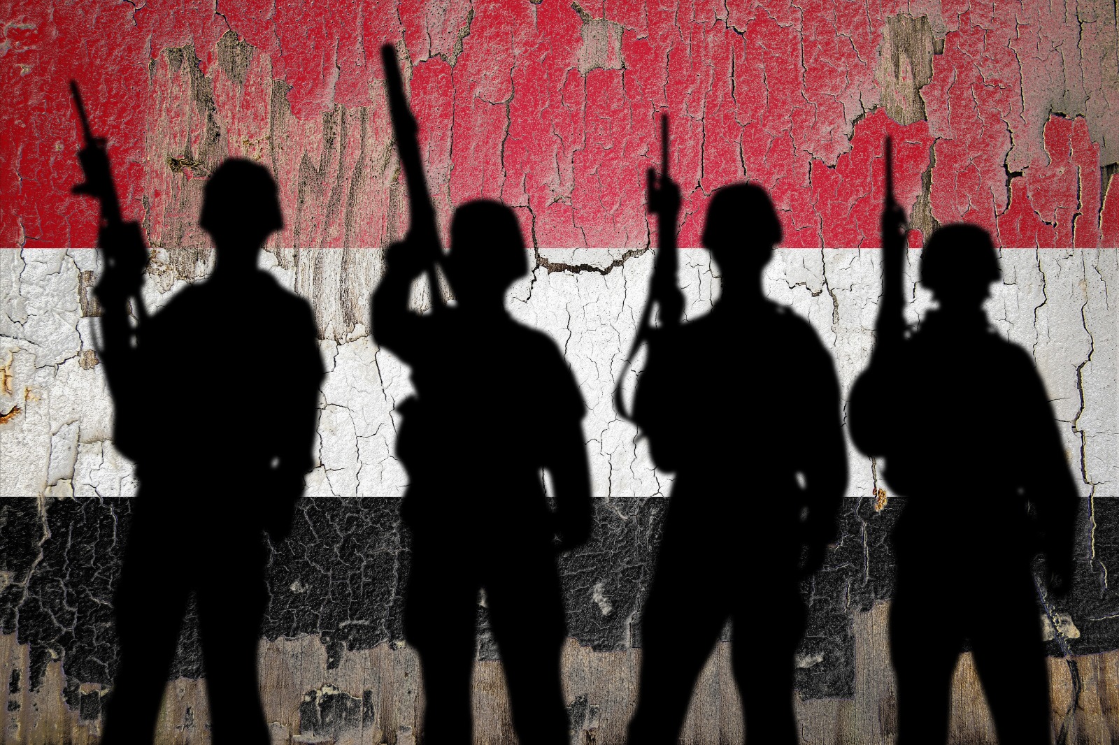 Escalating Yemen Conflict Overwhelms Hospitals and Cuts Humanitarian Aid to 800,000 People