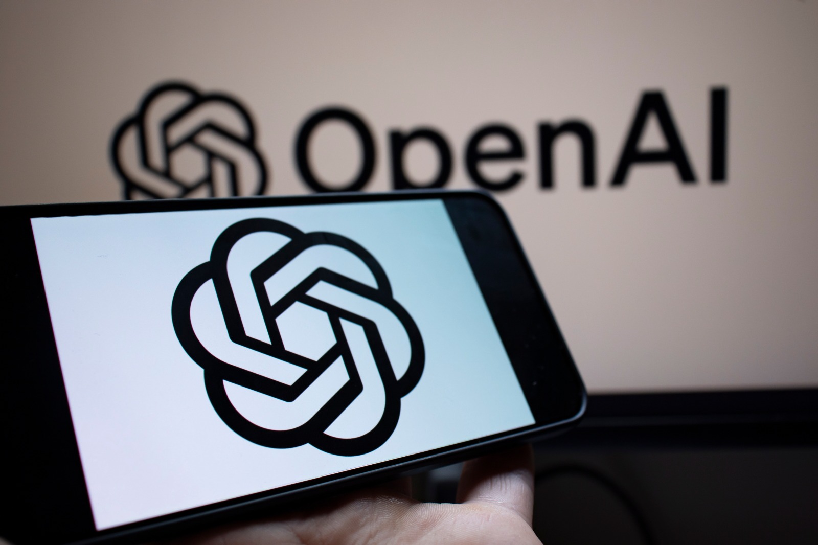 OpenAI Reportedly Moves to Expand AI Chip Supply Through Potential Google Purchase